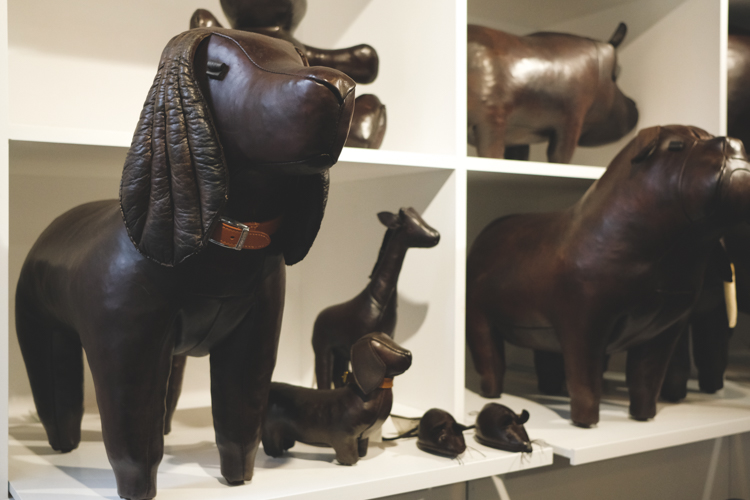 OMERSA：Leather Animals｜AUBERGE・Needles・IndianJewelry・MOTO