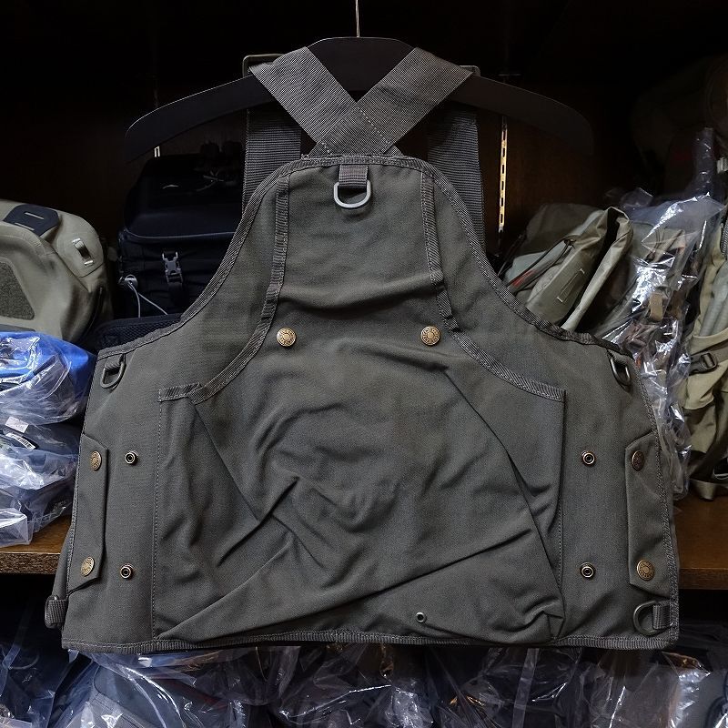 LittlePresents】V-25 TR クラシックベスト