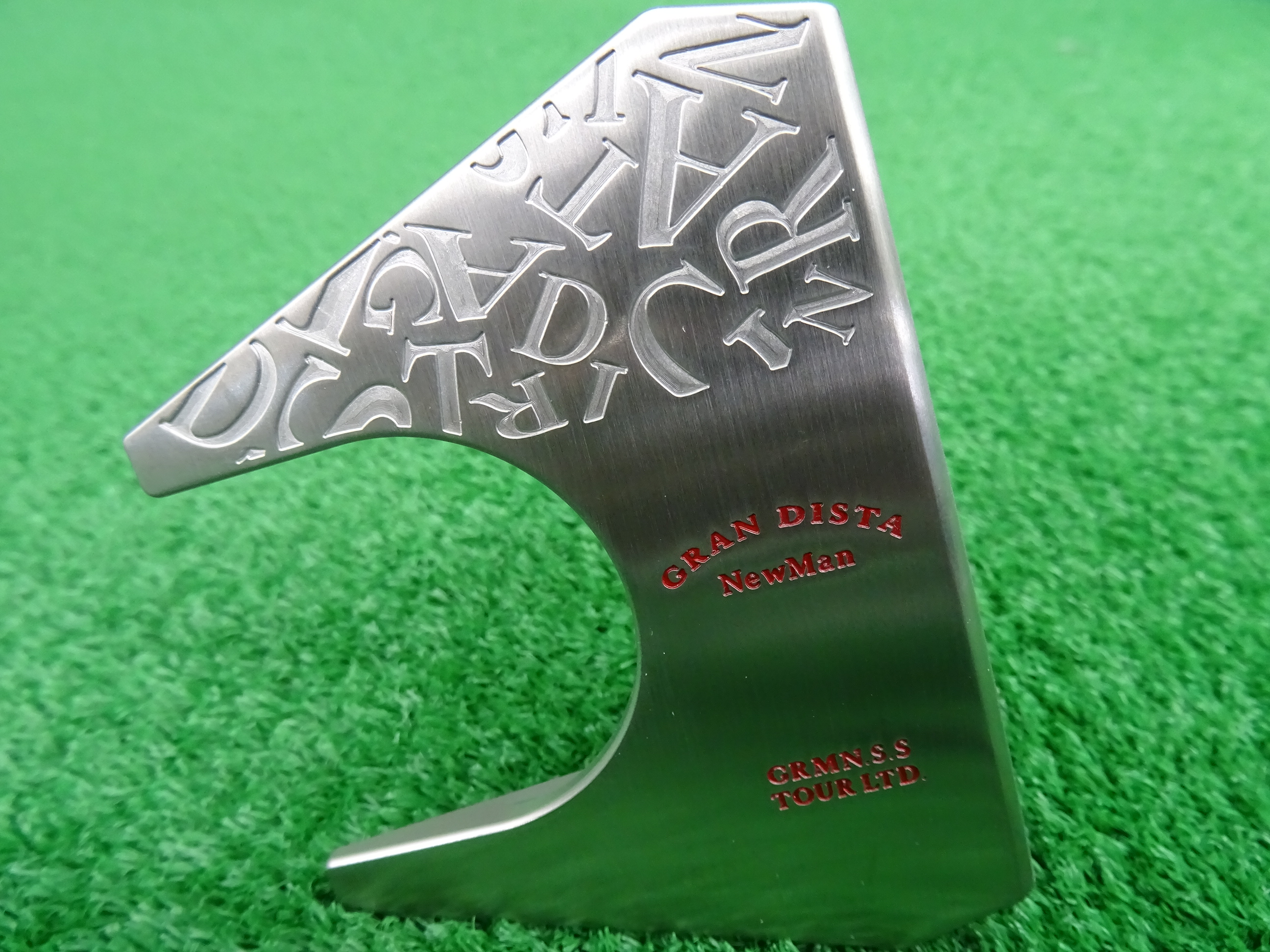 グランディスタ パター ニューマン 【公式通販】