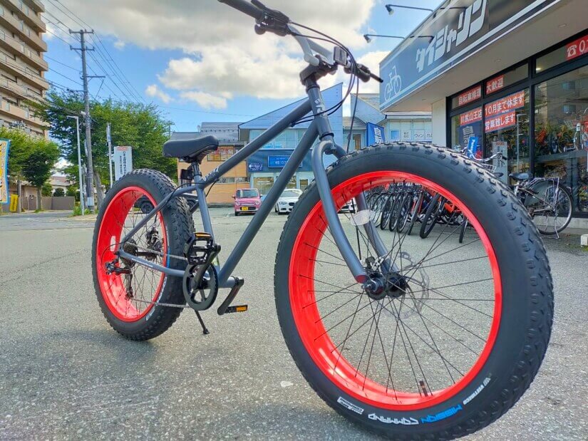 極太タイヤ フィアット 自転車 福島市直接引き取り歓迎 極太タイヤ