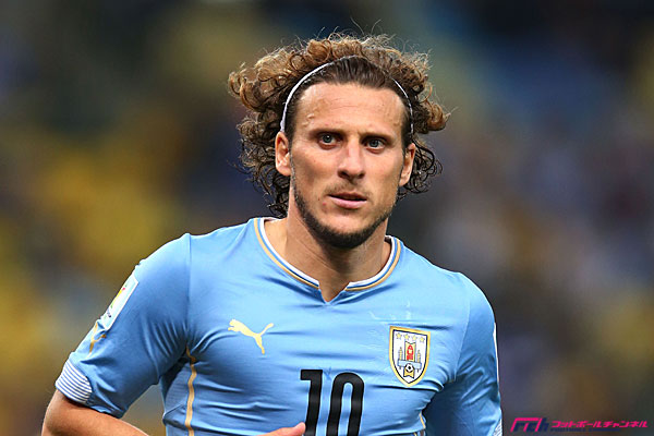 代表引退のフォルラン、現役は続行「めちゃめちゃ続けたい