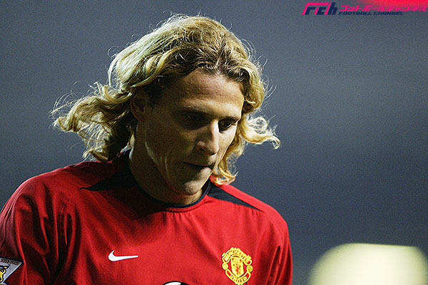 フォルラン、古巣マンU指揮官の“南米嫌い”に苦言「ディ・マリアを信頼