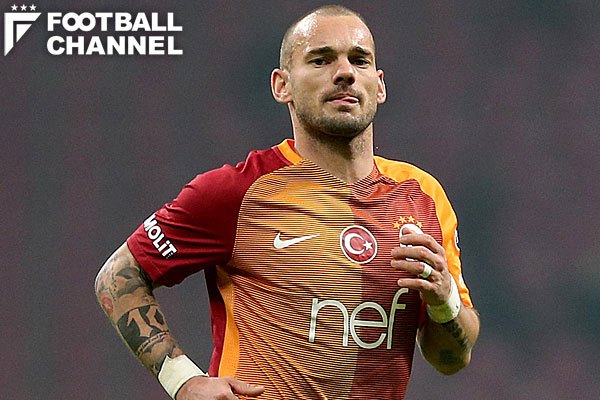 35歳スナイデル、現役引退発表。「サッカーを辞める時が来た