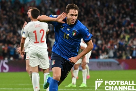 完璧すぎる！イタリア代表FWのゴールが凄い！スペイン代表GKも動けない