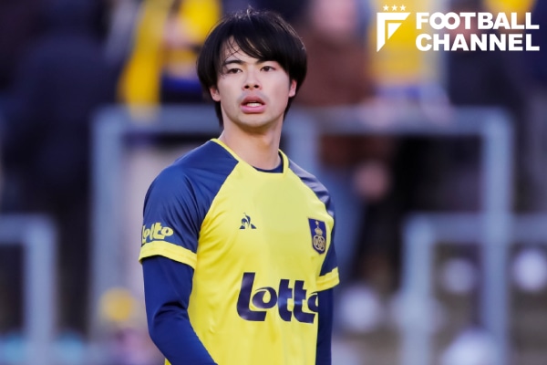 何度見ても衝撃的な三笘薫のスーパーゴール！ サッカー日本代表でも見