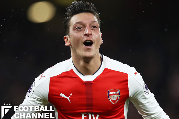 元アーセナル10番は再び輝くのか？ 手術で3カ月離脱へ | フットボール