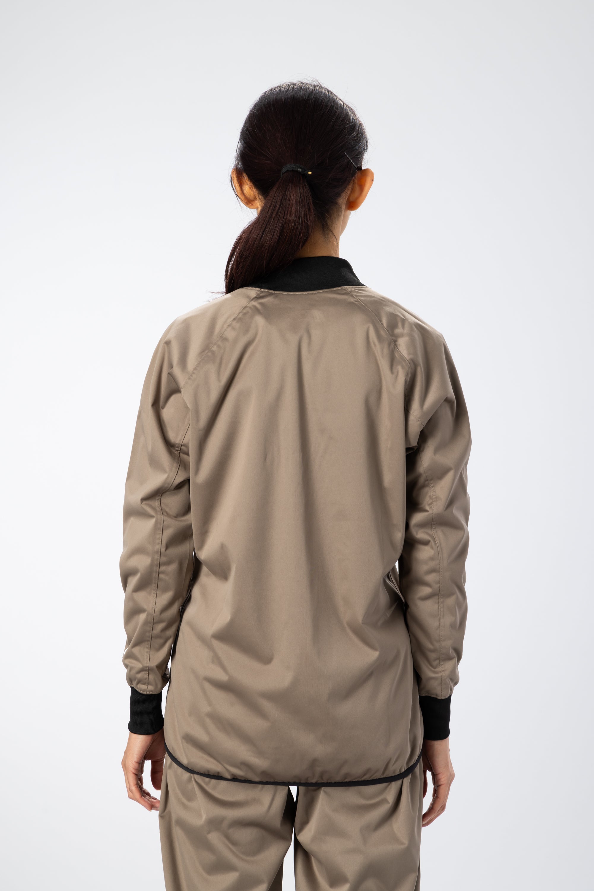 フォースナイン、オリーブ、ウォームアップスーツ、限定、特別価格