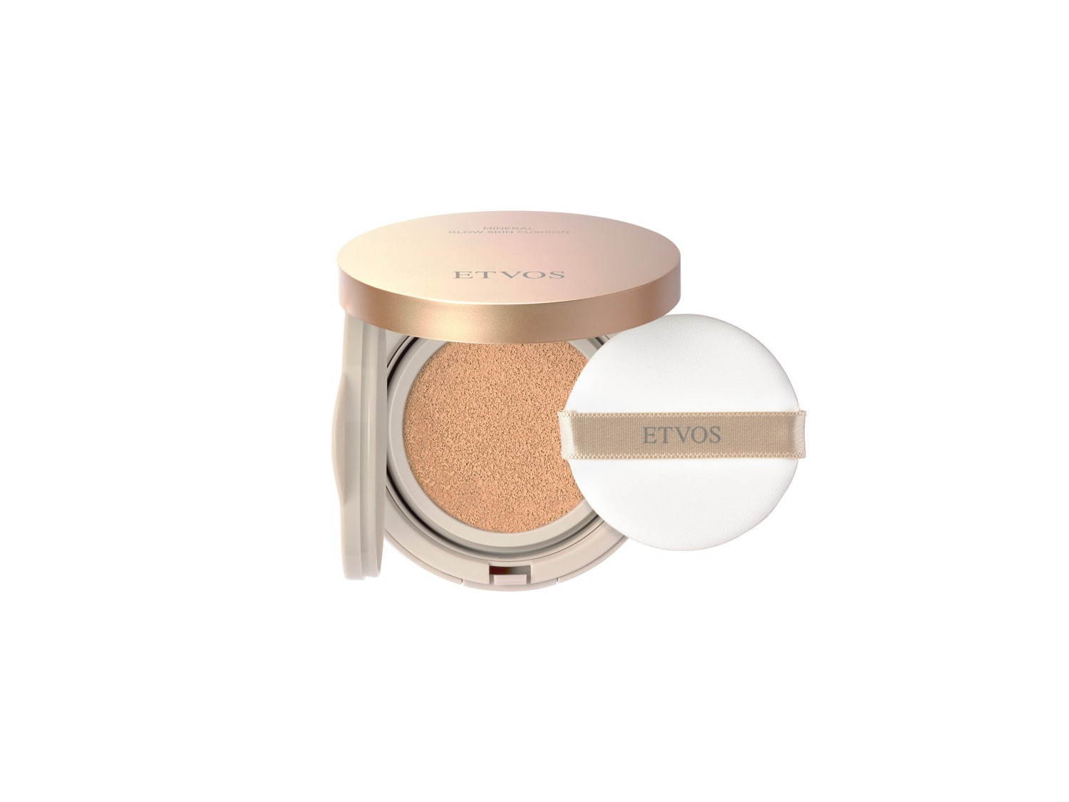 エトヴォス初のクッションファンデーション、使うほどナチュラルな