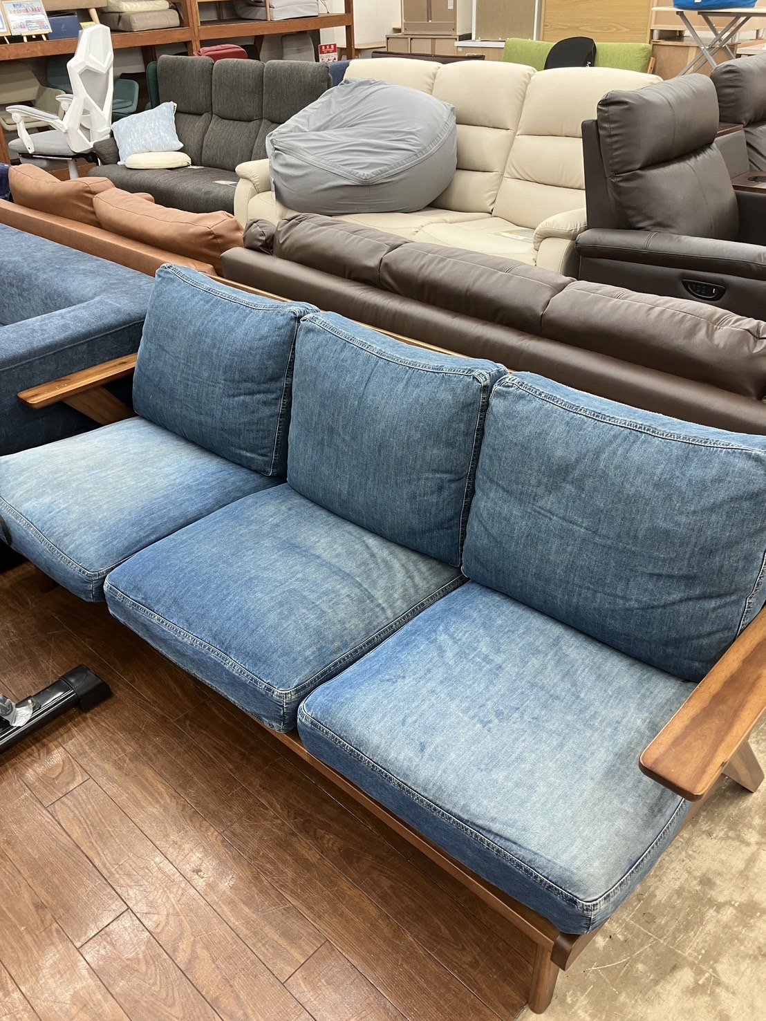 3人掛けソファ unico/ウニコ SWELLA スウェラ】買取致しました