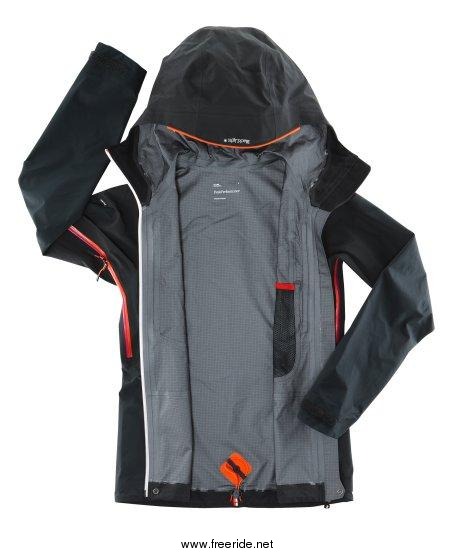 Peak Performance Women's Black Light 4 Season Jacket review - Freeride