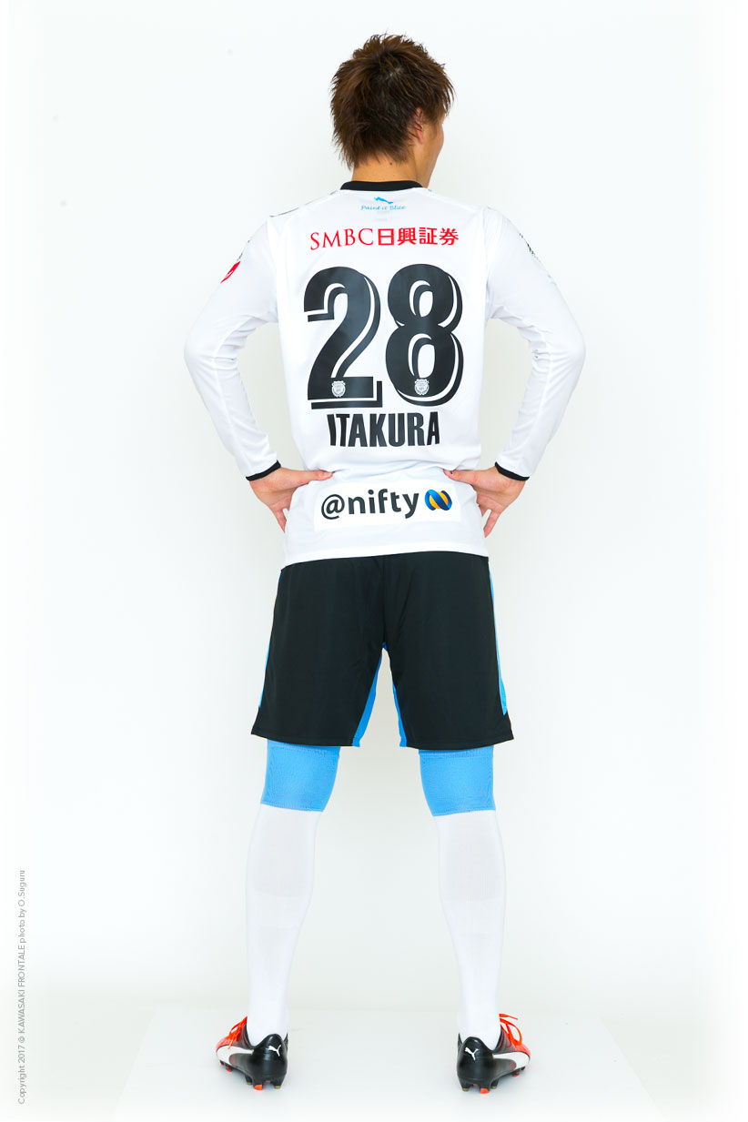 DF28／板倉滉選手 | 選手・スタッフプロフィール2017 : KAWASAKI FRONTALE