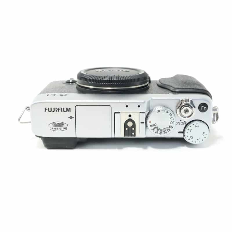 富士フイルム FUJIFILM X-E1 ボディ シルバー AB-ランク 中古｜フジヤ