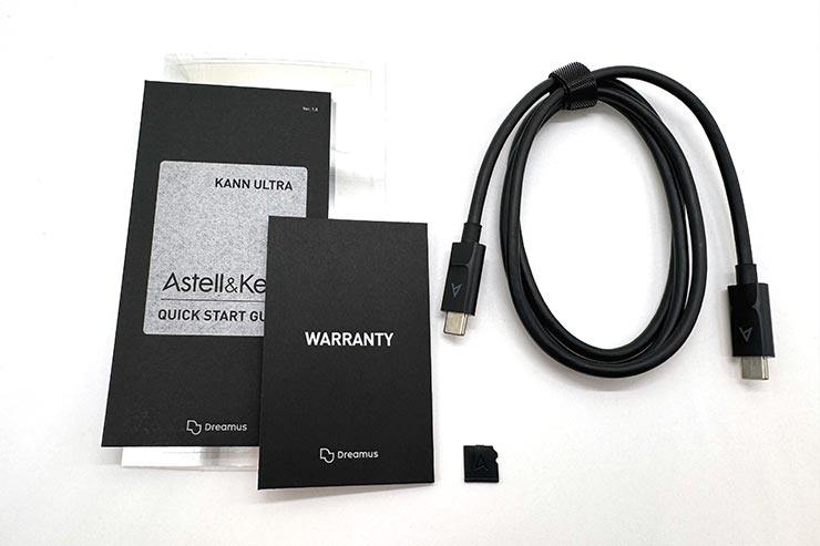 Astell&Kern KANN ULTRA レビュー | 持ち運びにも据え置きにも活躍する