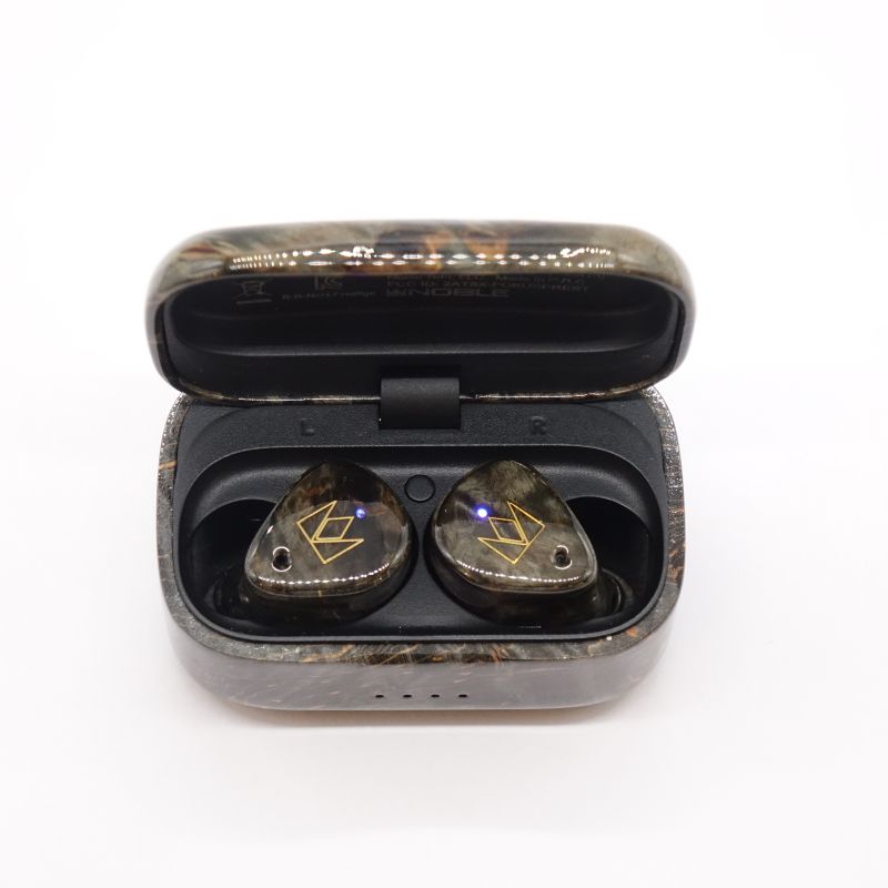 Noble Audio FoKus Prestige Black [NOB-FOKUSPST-B] AB-ランク 中古