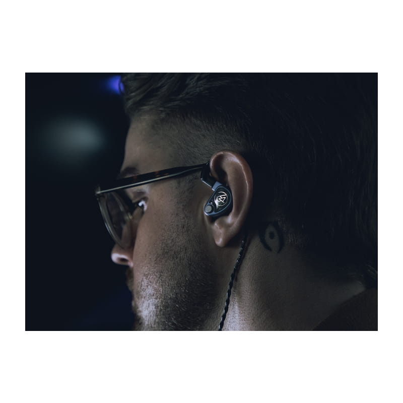 64 AUDIO U4s [64A-7051] 新品｜フジヤエービック