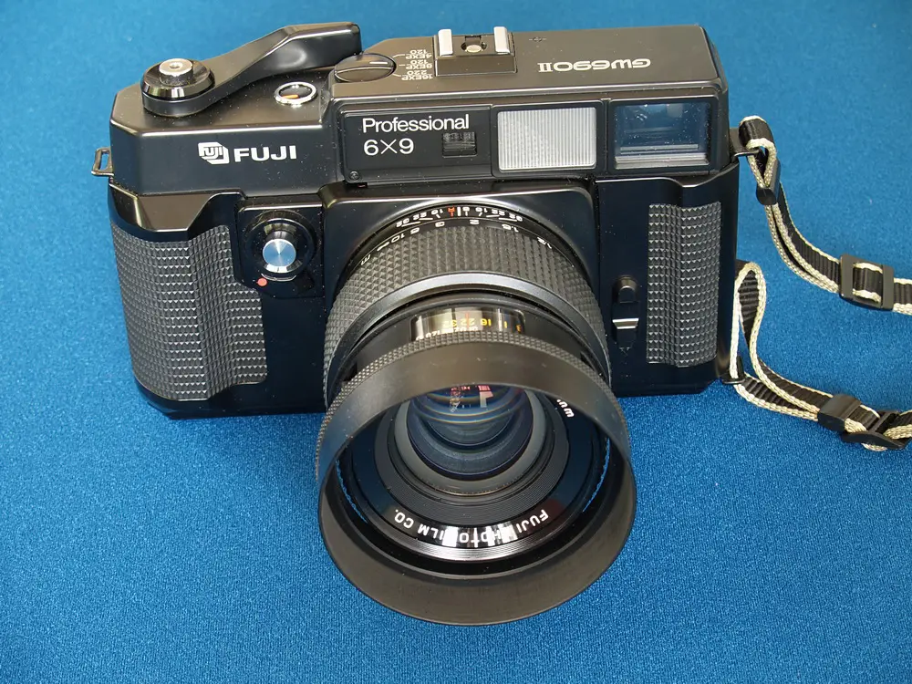 Fuji GW690II - Urban Decay in Vicksburg, Mississippi, with the