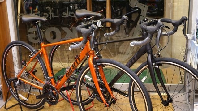 GIANT ESCAPE- R DROP クロスロードバイク カッパーオレンジ - Cycle