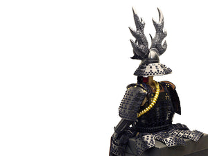 五月人形 鎧 / 鈴甲子雄山 / 本多忠勝10号 – 人形の鯉徳 オンライン