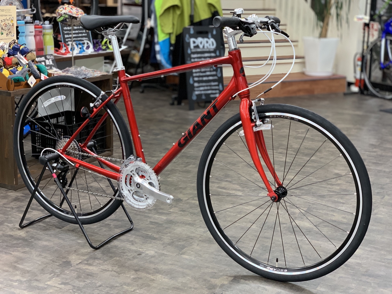 新モデル入荷！】2020 ESCAPE R3W【クロスバイク・女性モデル