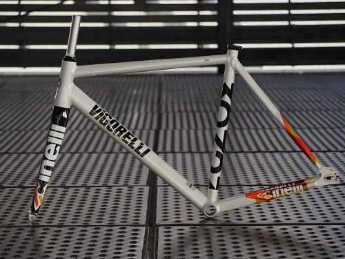 アナタはどっち?cinelli Vigorelli Frame | コンズサイクルのスタッフ