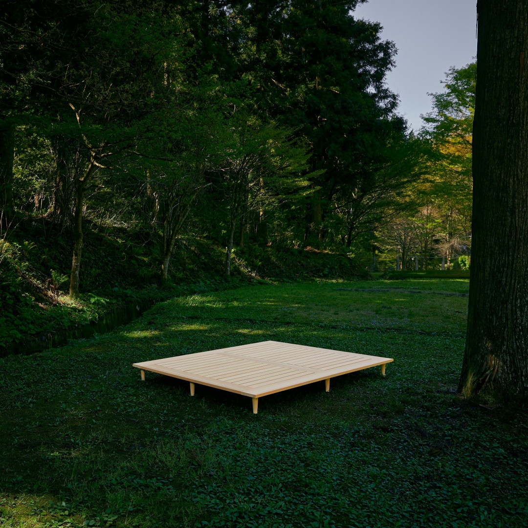 Yunagi Solid Hinoki Minimalist Bed | ベッドフレーム (ヘッド無