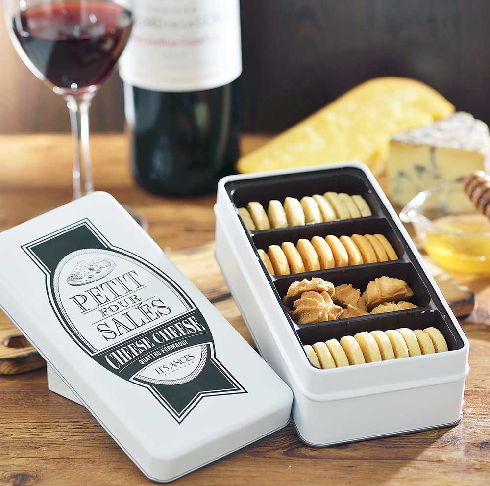 鎌倉レ・ザンジュ」季節限定クッキー缶 チーズの風味がワイン