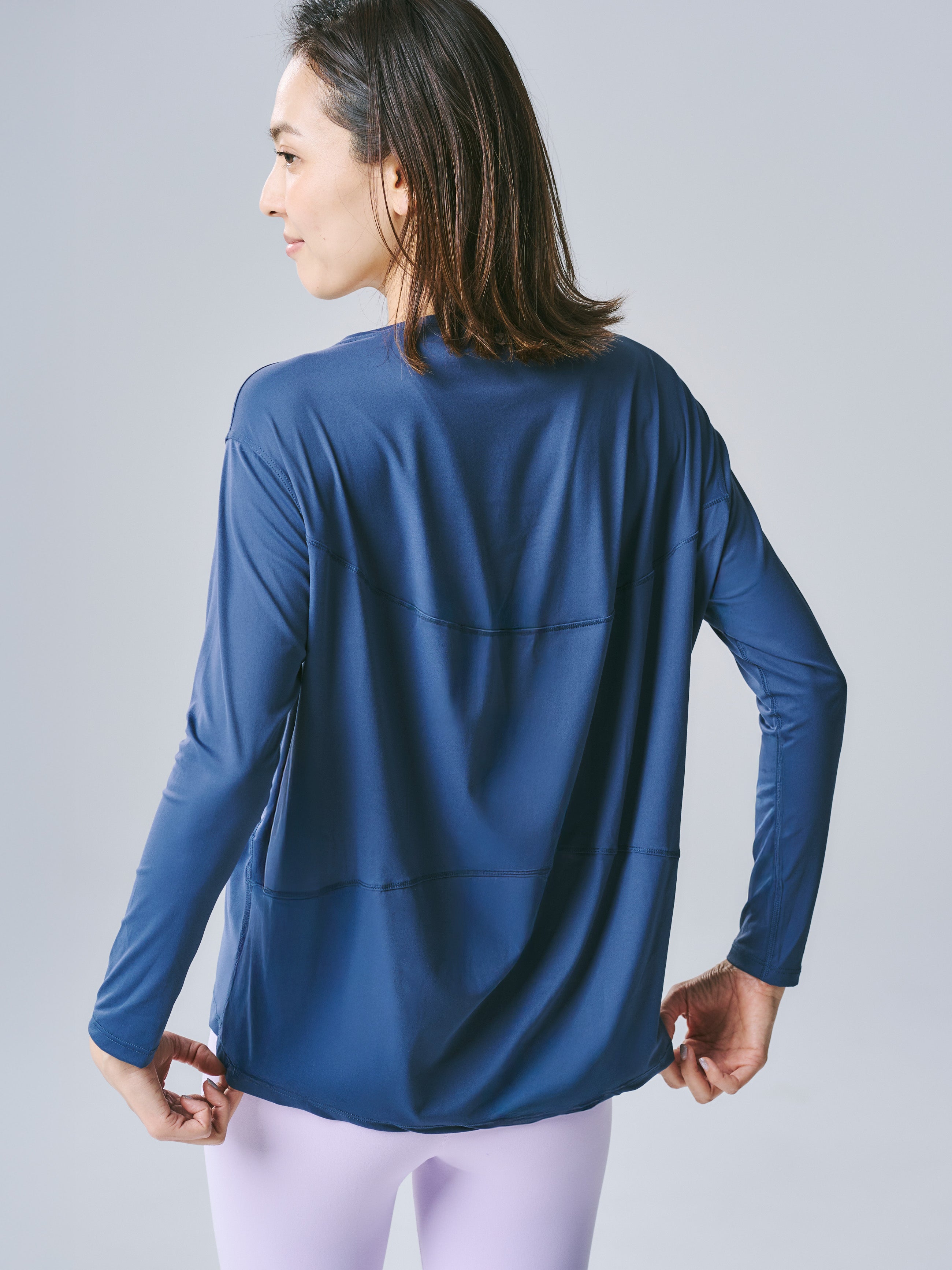 ヨガ 長袖トップス リラックス 体型カバー ネイビー | ヨガウェア【KIT