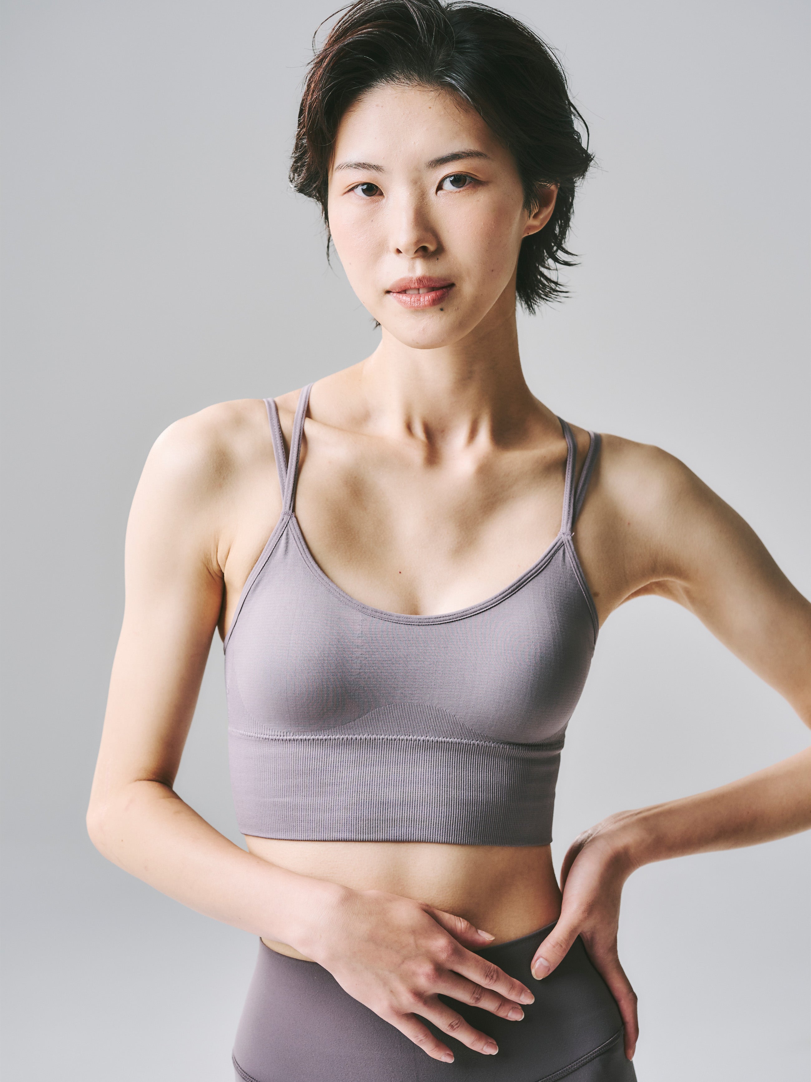 ルエラ シームレス ヨガ ブラトップ パープル｜ クロス ストラップ