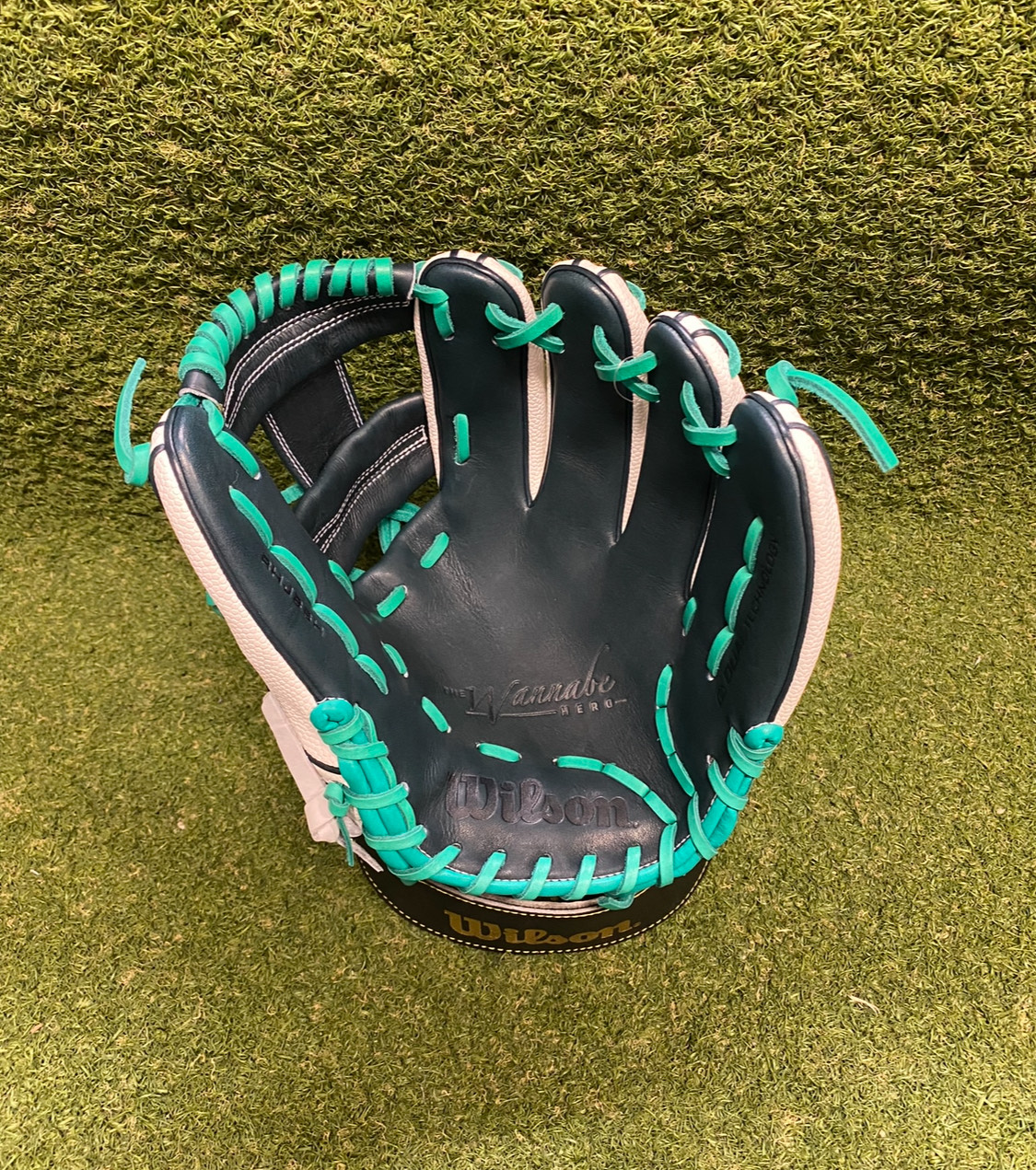 刺繍入り 野球用品の販売ならクロスポベースボールショップ（KUROSPO