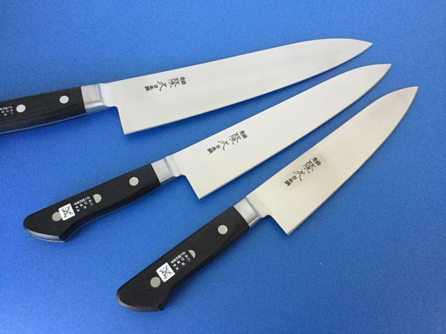 牛刀 隆久 日本鋼 ツバ付き - 源利平 山東