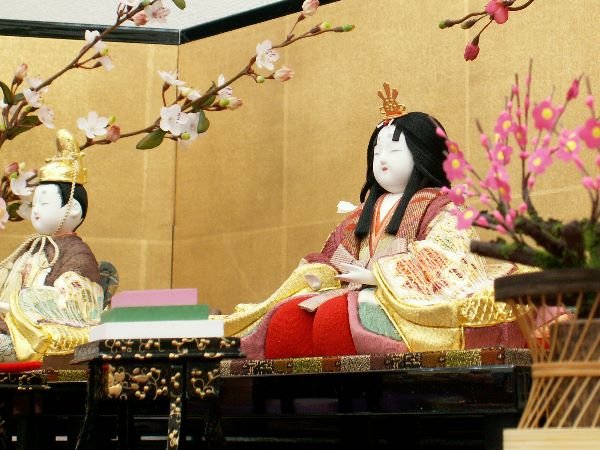 木目込み人形の最高峰がここに！伝統工芸士の彩色二衣重技法を駆使した