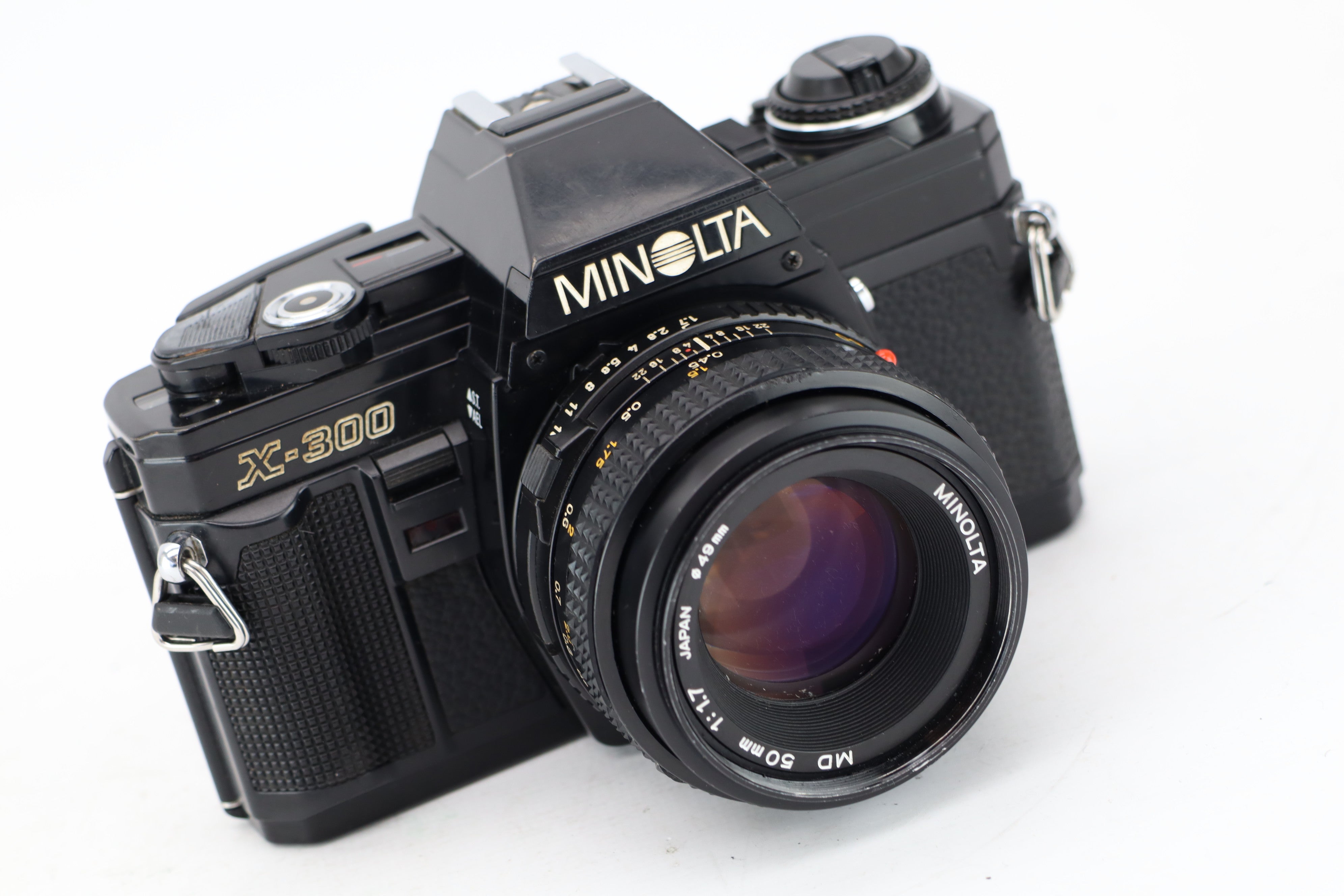 Minolta X-300 + 50mm 1,7 – Hard to Find Camera Store