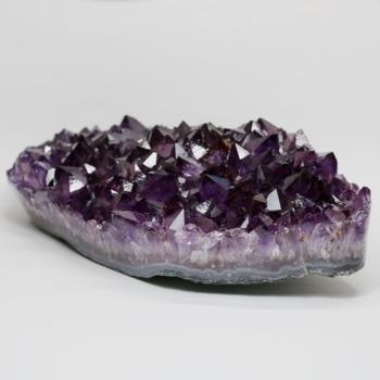 高品質]ブラジル産アメジストクラスター（大型原石3.16kg） - 埼玉県