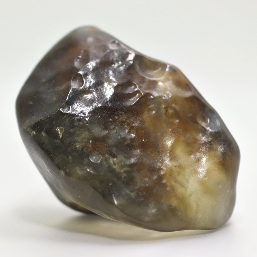 希少・トップクォリティ]天然ブラックリビアングラス原石（16.8g