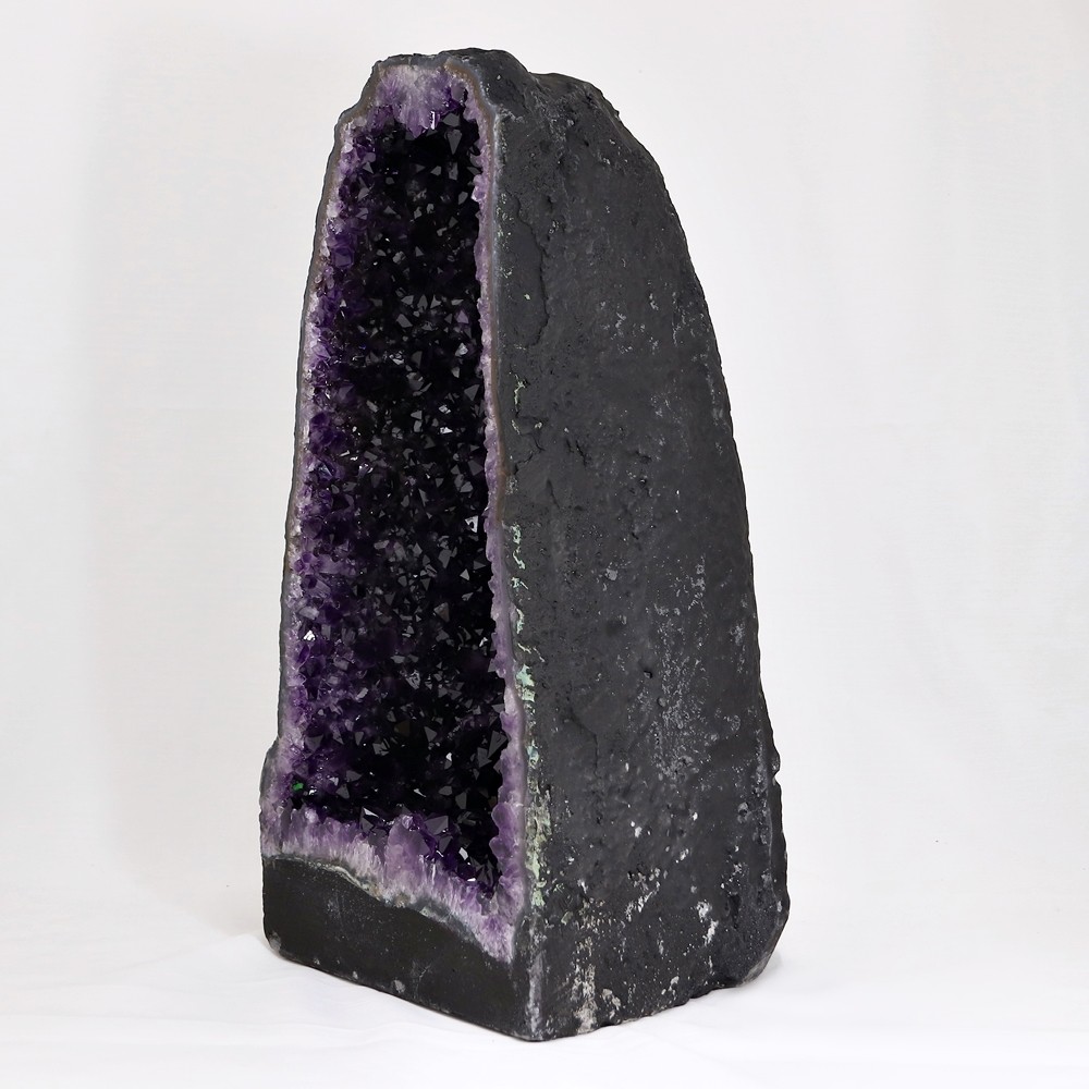 最高品質]ブラジル産アメジストドーム（全長41cm・縁にゲーサイト部分