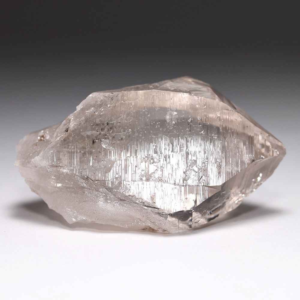 高品質]ガネッシュヒマール産ヒマラヤ水晶原石ナチュラルポイント