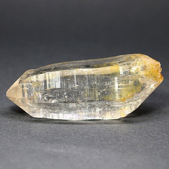 ゴールデンヒーラー - 埼玉県吉川市の天然石専門店・水晶