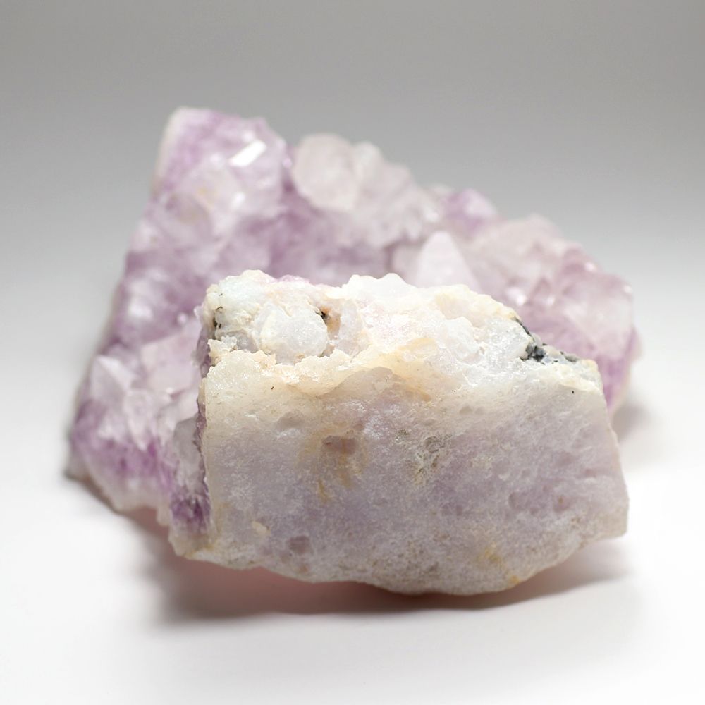 インド/カルール産]アメジストクラスター/原石（淡いラベンダーカラー