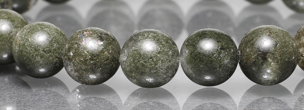 ガネッシュヒマール産]ヒマラヤクローライトインクォーツブレスレット