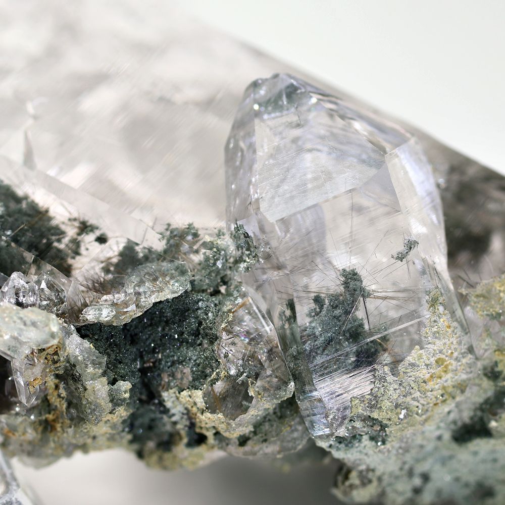 トップクォリティ]インド/マニハール産ヒマラヤ水晶クラスター（207g