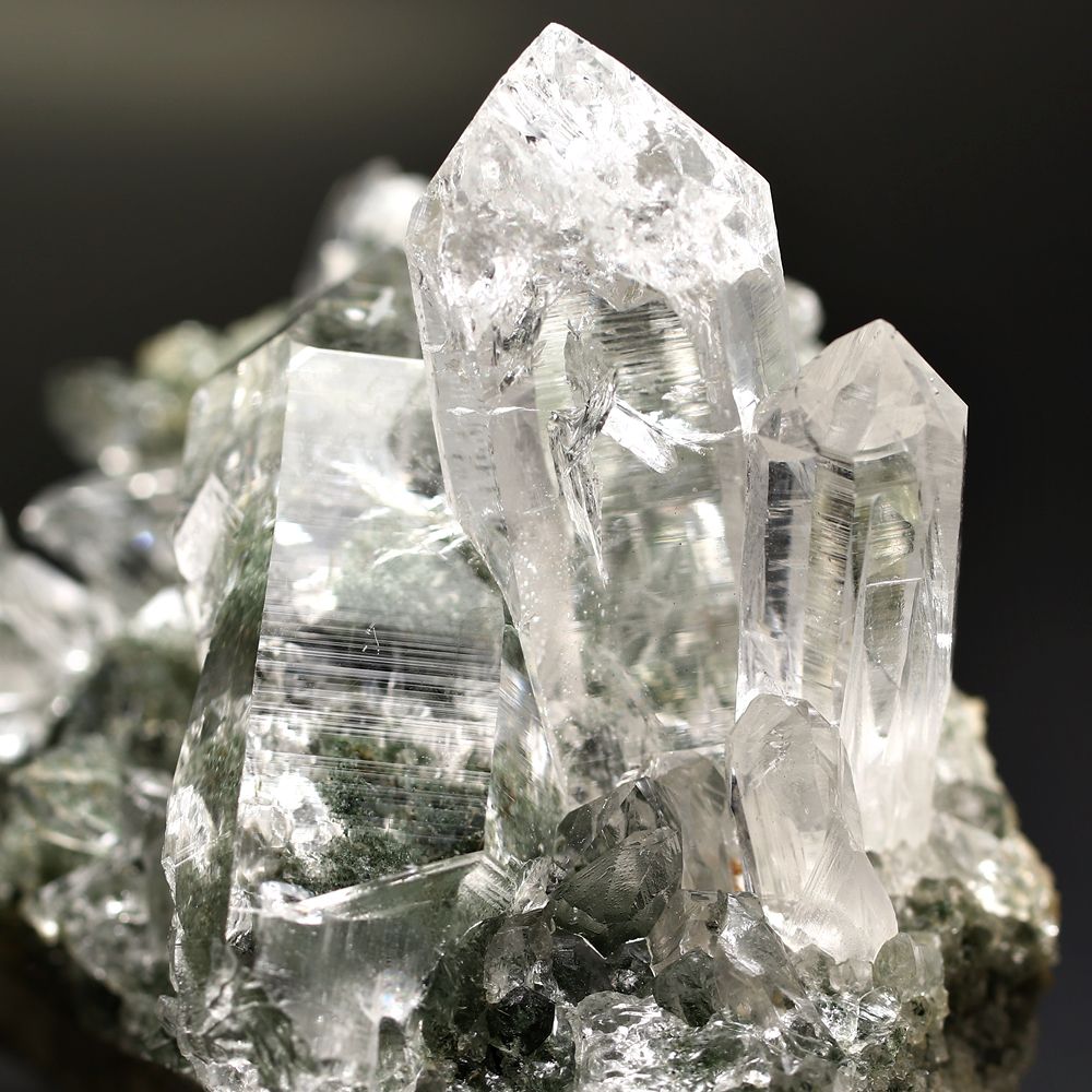 トップクォリティ]インド/マニハール産ヒマラヤ水晶クラスター（341g