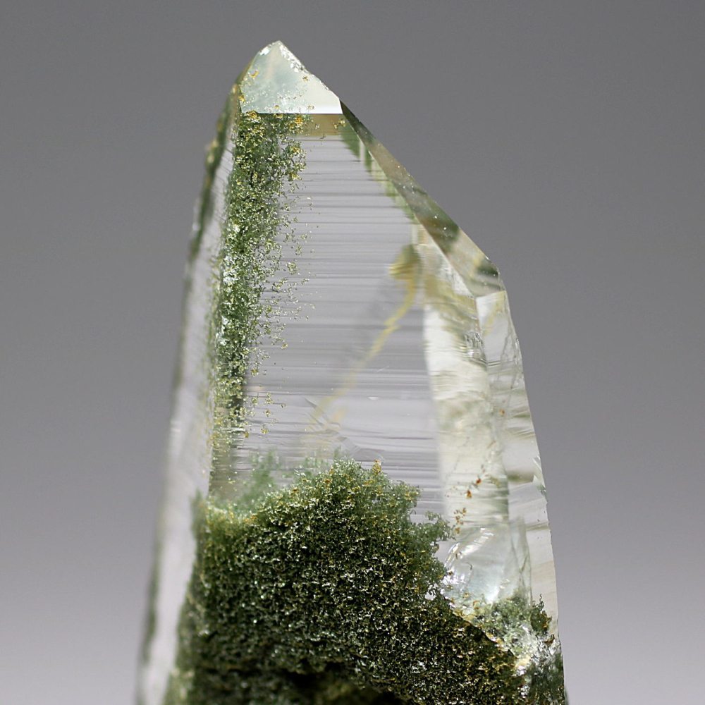 高品質・ガネッシュヒマール産]ヒマラヤ水晶原石ナチュラルポイント/角