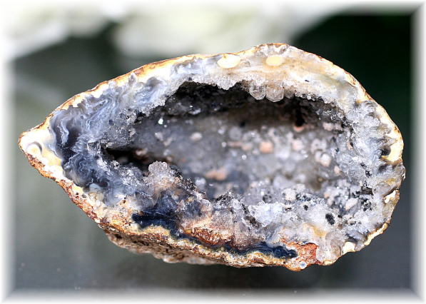 ブラジル産]ジオードメノウ（ペア瑪瑙） - 埼玉県吉川市の天然石専門店