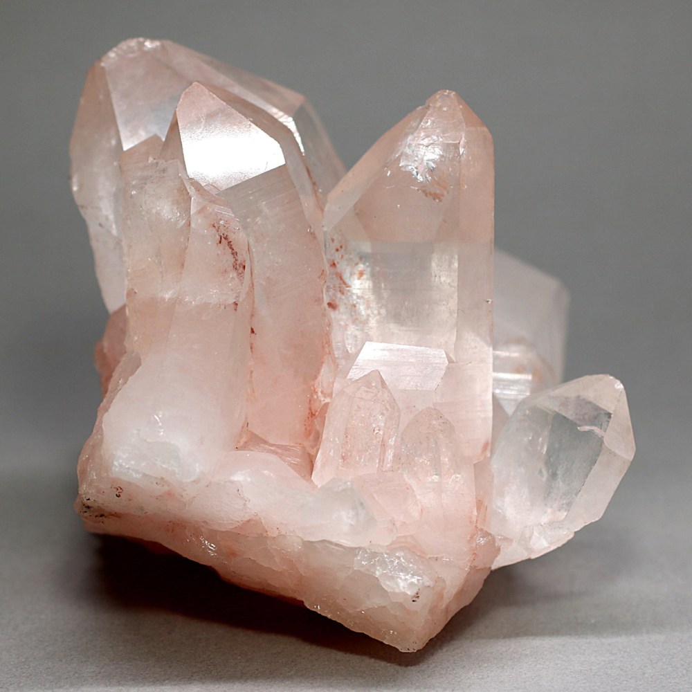 特別価格/高品質・マニカラン産]ヒマラヤ水晶クラスター/原石/淡い