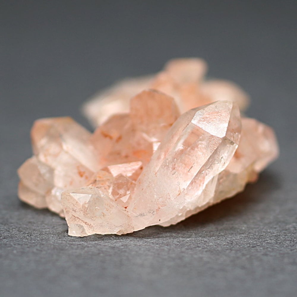 高品質]インド/マニカラン産ヒマラヤ水晶クラスター/原石小さめサイズ