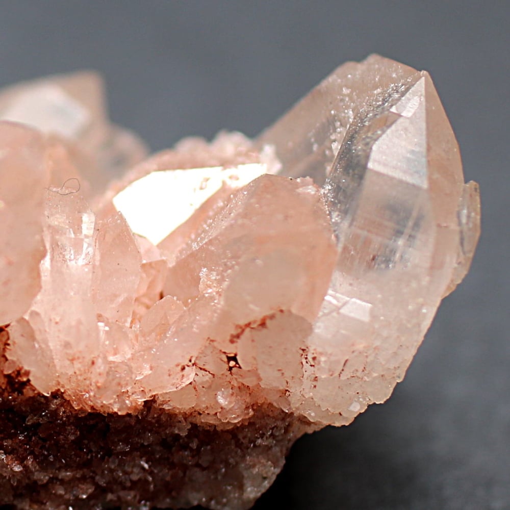 高品質]インド/マニカラン産ヒマラヤ水晶クラスター/原石小さめサイズ