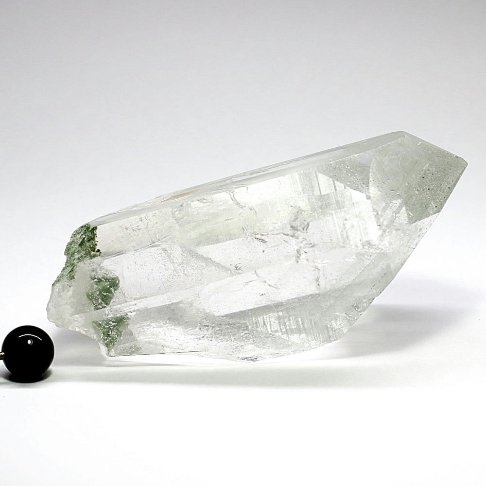高品質+]インド/マニハール産ヒマラヤ水晶ナチュラルポイント/グリーン
