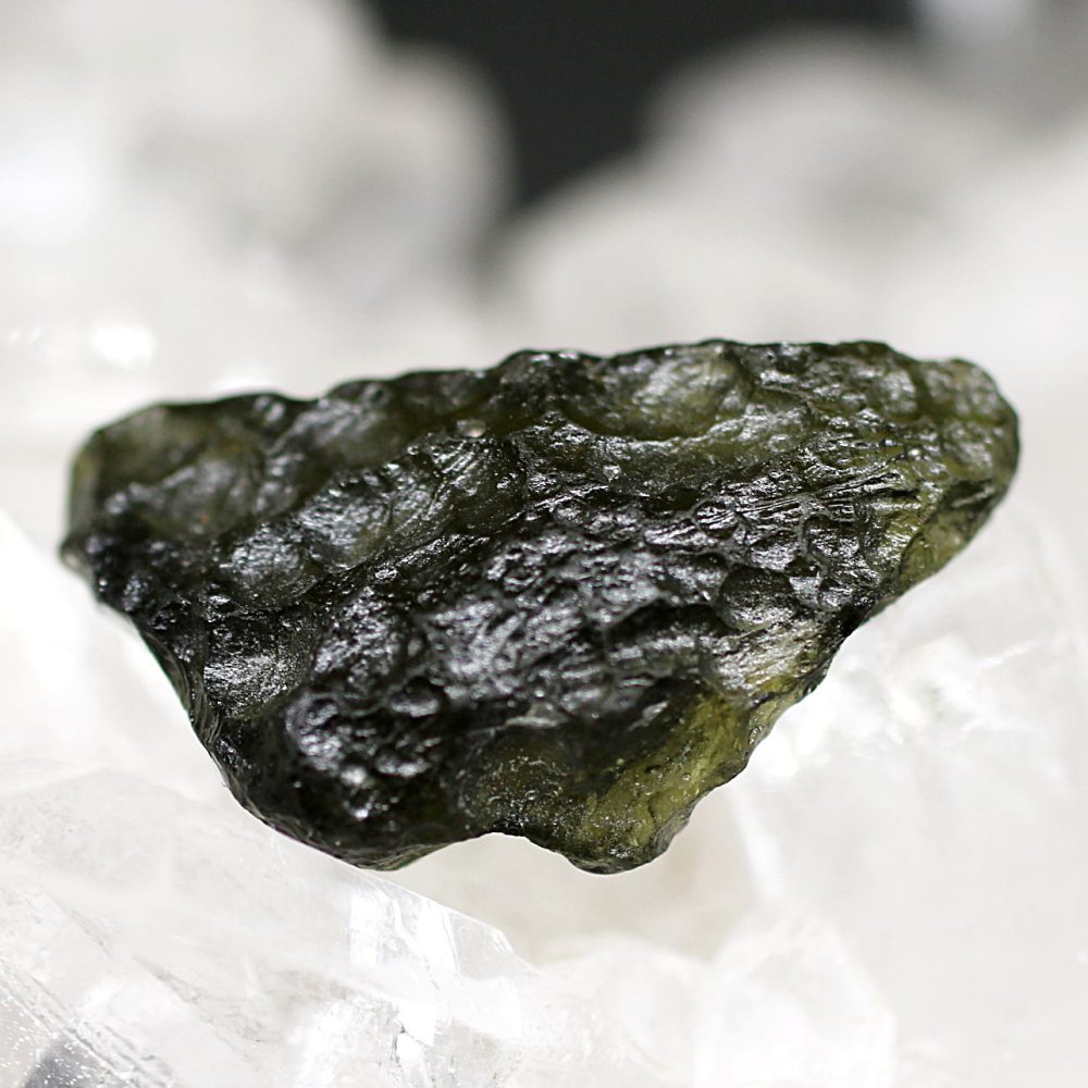 チェコ共和国産]天然モルダバイト原石 - 埼玉県吉川市の天然石専門店