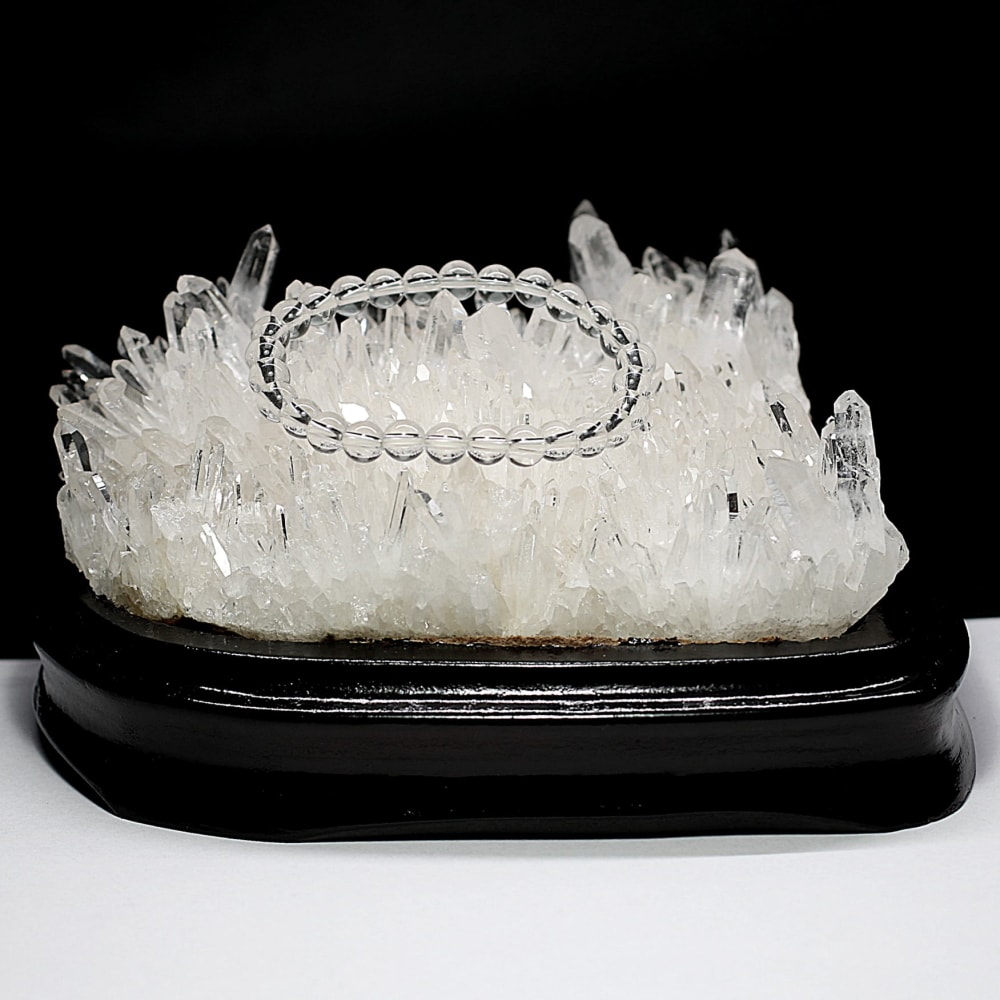 中国/四川省産]水晶クラスター/原石（専用木製台座付） - 埼玉県吉川市