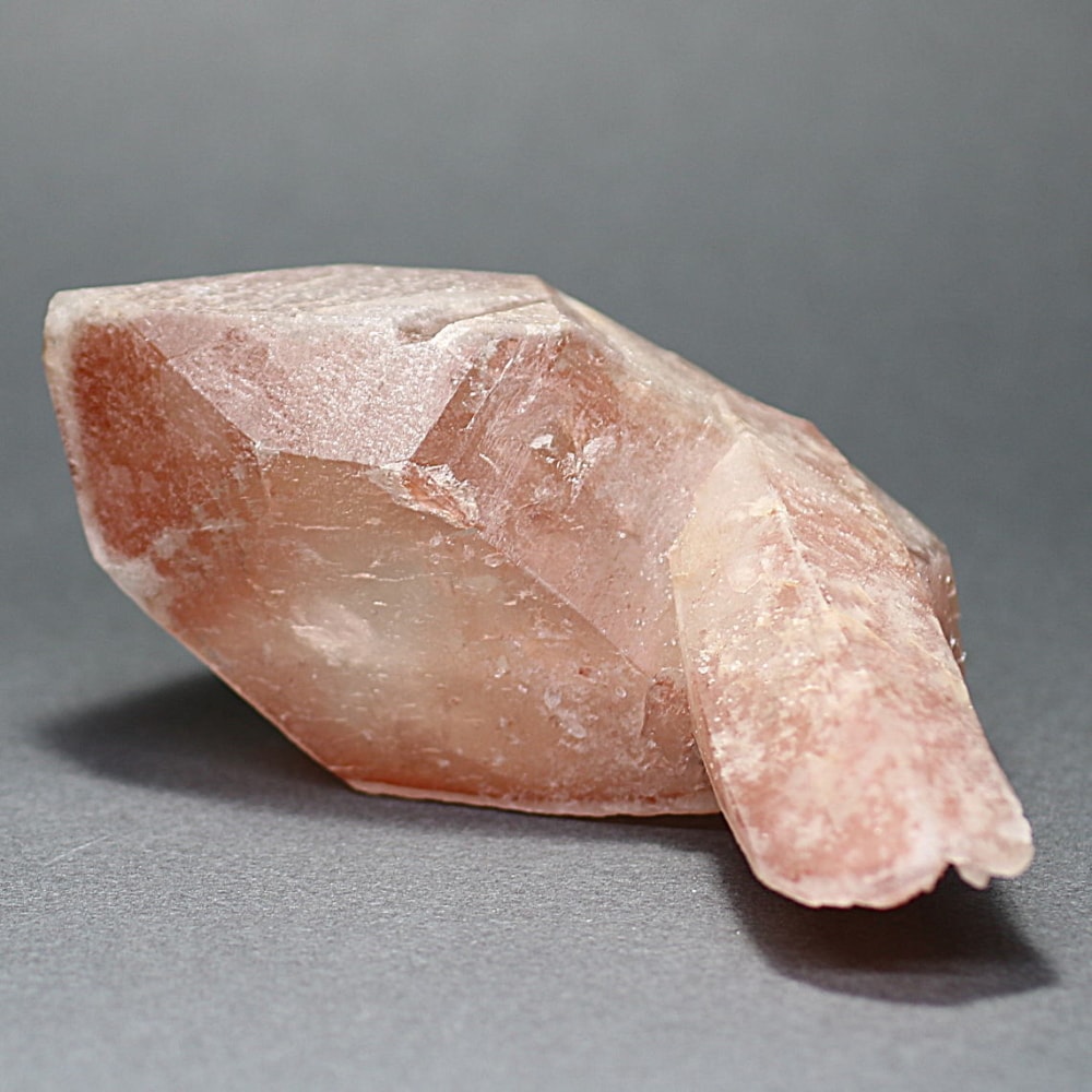 特別価格/ディアマンティーナ産]ストロベリーレムリアンシード原石